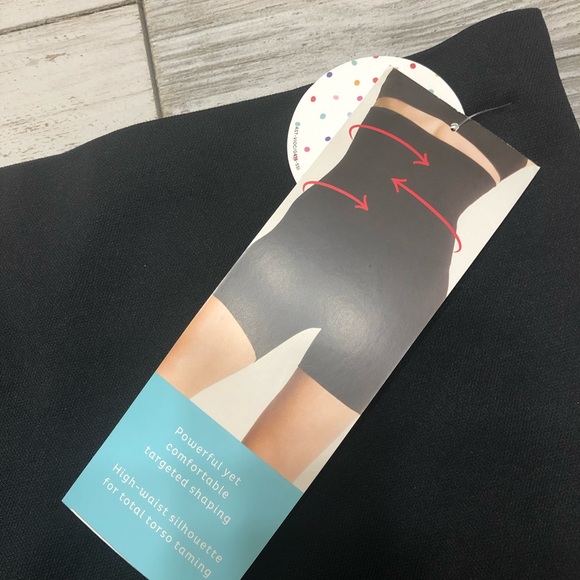 🆕 Spanx Asset High Waisted Mid Thigh Shaper - Picture 6 of 8